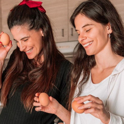 Χριστίνα Μπόμπα: Η αδερφή της Ελίνα σε ένα απίθανο τσιφτετέλι με την ίδια να την αποθεώνει!