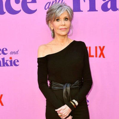 Η Jane Fonda ξεκίνησε τις χημειοθεραπείες και νιώθει πιο δυνατή από ποτέ