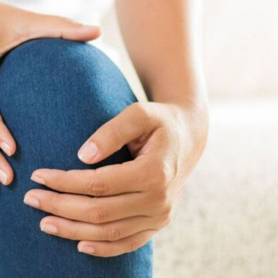 Αρθρίτιδα στο γόνατο: Τα συμπτώματα, η διάγνωση και η θεραπεία