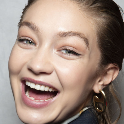 Lip care: Tips για σωστή περιποίηση και 5 προϊόντα χειλιών για το νεσεσέρ σου