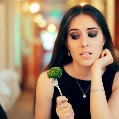 Ορθορεξία: Τα συμπτώματα, οι αιτίες και η θεραπεία