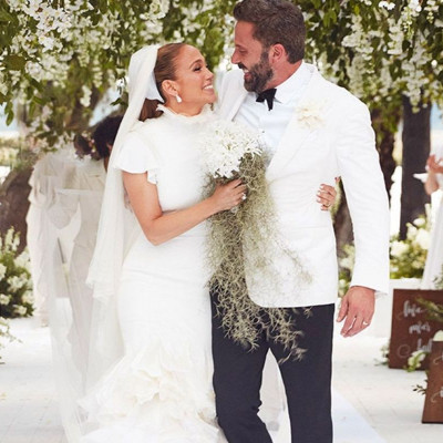 Πολυγραφότατος ο Ben Affleck! 12 σελίδες ήταν οι γαμήλιοι όρκοι του προς την Jennifer Lopez