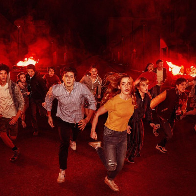 Όχι άλλη αναζήτηση - Οι καλύτερες teen σειρές που μπορείς να αρχίσεις μέσα στο Σαββατοκύριακο