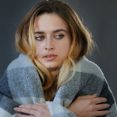 Κρυώνετε συνέχεια; 7 προβλήματα υγείας δίνουν την πιθανή εξήγηση