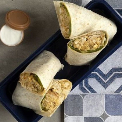 Άκης Πετρετζίκης: Burritos με κοτόπουλο