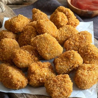 Άκης Πετρετζίκης: Vegan nuggets
