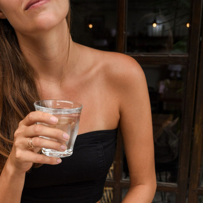 Η διατροφή που ακολουθούν οι γυναίκες ανάλογα με τον τύπο της επιδερμίδας τους & φαίνονται νεότερες