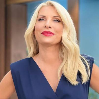 Η Ελένη Μενεγάκη αντέδρασε όπως εκείνη ξέρει στα νέα αποχώρησης της Δούκισσας Νομικού