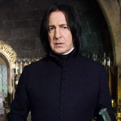 Harry Potter: Ο Alan Rickman δε θα συνέχιζε τον ρόλο του Snape μετά τη 2η ταινία - Γιατί έμεινε;