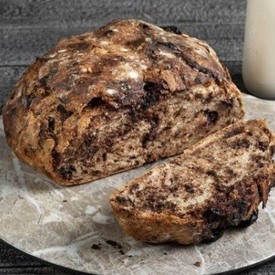 Άκης Πετρετζίκης: Ψωμί με κομμάτια σοκολάτας