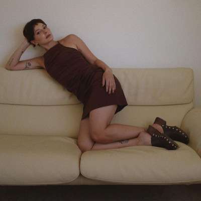 Τα δίπατα slides είναι τα μόνα παπούτσια που χρειάζεσαι για το φθινόπωρο