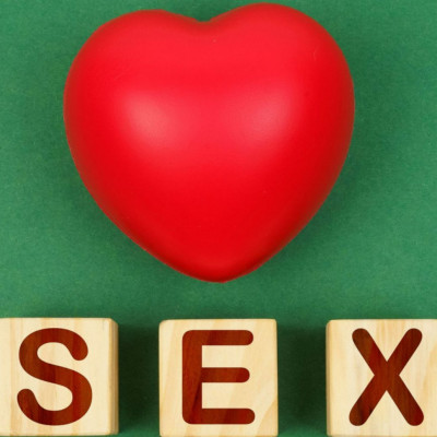 Γυναικείος οργασμός: Οι 3 τύποι, τα στάδια της κορύφωσης & οι αιτίες της ανοργασμίας