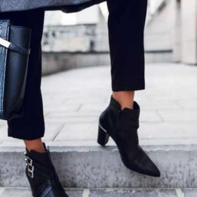 Τα σκελετικά προβλήματα που δημιουργεί μια βαριά τσάντα