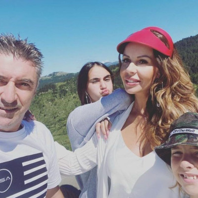 Ιωάννα Λίλη - Θοδωρής Ζαγοράκης: Η τρυφερή φώτο με τα παιδιά τους