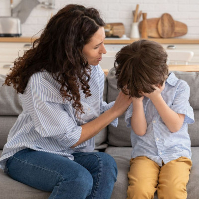 Πώς εξηγείς στο παιδί γιατί δεν είναι καλεσμένο σε ένα παιδικό πάρτι