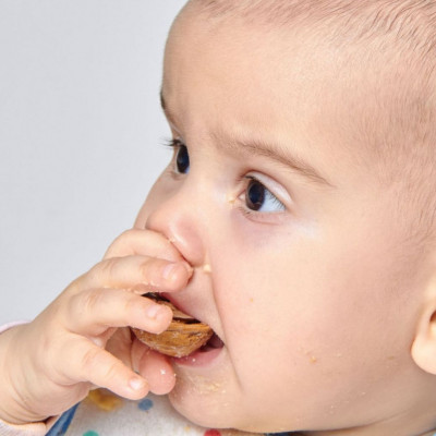 Ξηροί καρποί και μωρά: Πότε να φάνε και οφέλη