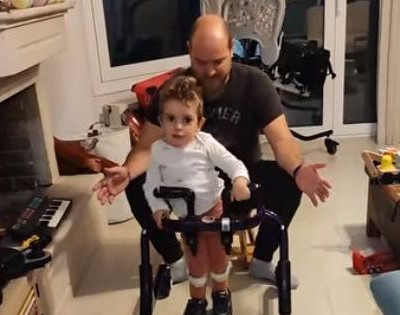 Ο Παναγιώτης Ραφαήλ κάνει τα πρώτα του βήματα και δείχνει πόσα καταφέρνουμε όταν γινόμαστε «ένα»