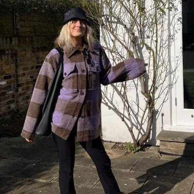 Το shacket είναι το άνετο, cozy πανωφόρι που θέλεις για τα Σαββατοκύριακα του φθινοπώρου