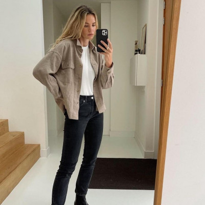 Και όμως τα skinny jeans είναι πάλι στη μόδα και έχουμε όλα τα styling tips που πρέπει να ξέρεις