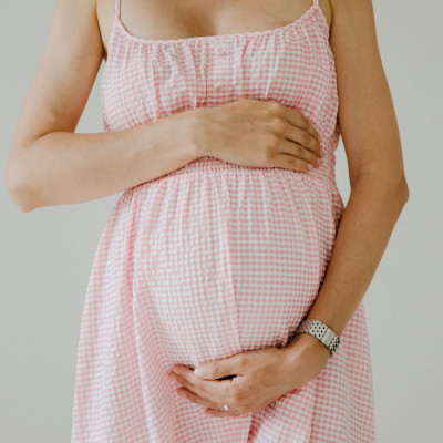 Αποκρυπτογραφώντας την εξωσωματική γονιμοποίηση: Ο ειδικός απαντά