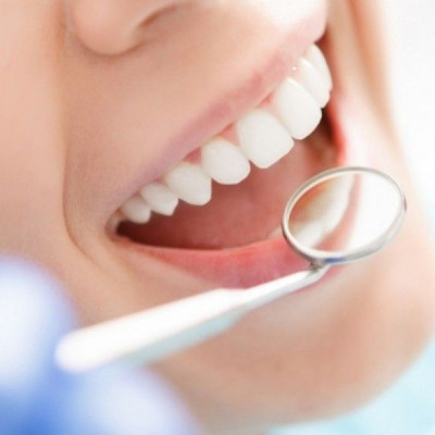 Περιοδοντίτιδα & έλκη στο στόμα: Πώς θα τα προλάβετε