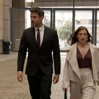 Yunanistan Λεβεντογιάννης - Τα τουρκικά media εξυμνούν τους δικούς μας Παγιδευμένους