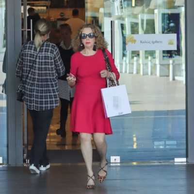 Σπάνια δημόσια εμφάνιση για την Ισμήνη Καλέση! Δείτε πώς είναι σήμερα!