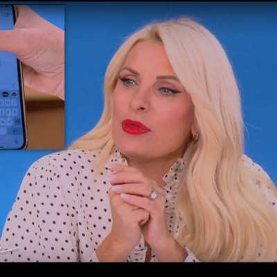 Ελένη Μενεγάκη: Το μήνυμα που την «τρέλανε» και το έδειξε on air!