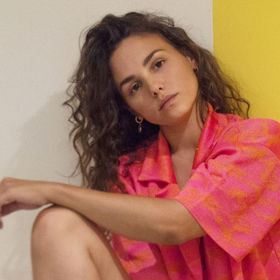 Η Ελένη Σακκά βρίσκει τον δικό της «παράδεισο» στη δύναμη που αντλεί από όσους αγαπάει