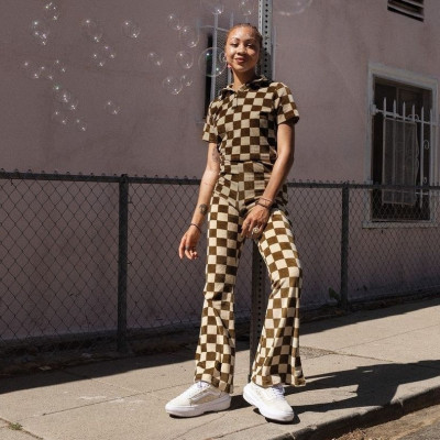 Οδηγός αγοράς: Το print «σκακιέρα» είναι πλέον κλασικό και έχουμε τα 5 πιο fun κομμάτια της σεζόν