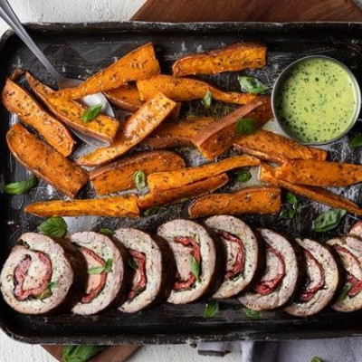 Άκης Πετρετζίκης: Ψαρονέφρι γεμιστό με μους κοτόπουλου και σπανάκι