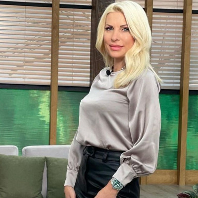 Μενεγάκη: Η συνάντηση με τη θεία της και η εκπληκτική ομοιότητα