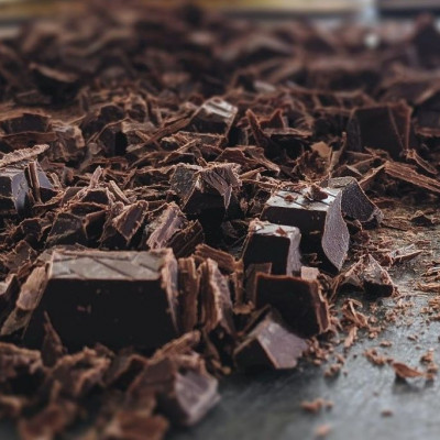 Ξέρουμε το «μυστικό» για να λιώνεις τέλεια τη σοκολάτα σε μπεν μαρί!