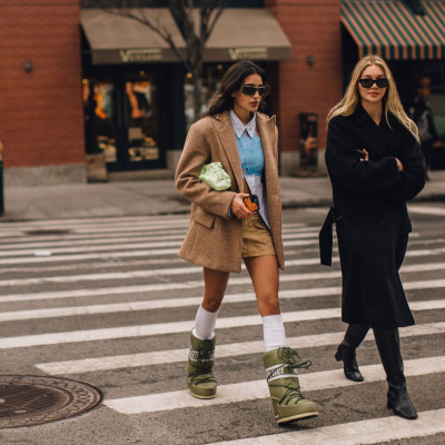 Layering: Τα πιο relevant σύνολα του μήνα για να είσαι άνετη ότι καιρό και αν έχει