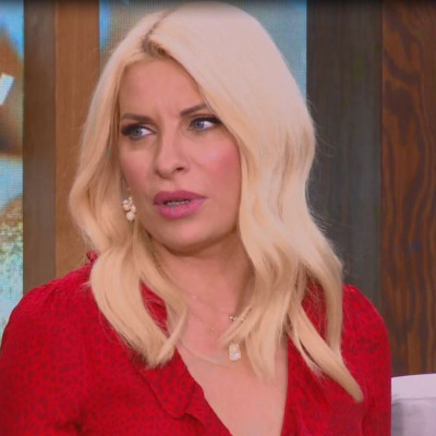 Μενεγάκη: Άφωνη με την καλεσμένη της - «5 χρονών ήρθα στον Καφέ»