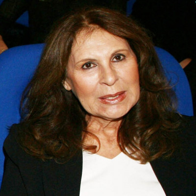 Ρένα Κουμιώτη: Στο Γηροκομείο, μαζί με τη Μαίρη Λίντα!