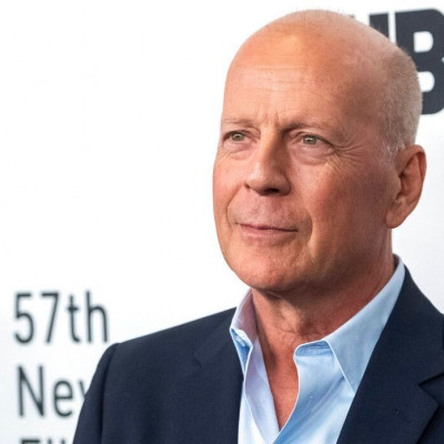 Bruce Willis: To reunion με τις κόρες του και την Demi Moore 9 μήνες μετά τη διάγνωση με αφασία