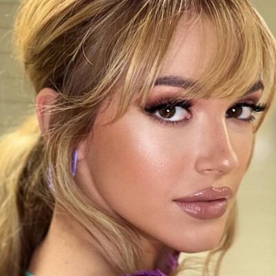 MadWalk 2022: Τα 6 πιο λαμπερά beauty looks που μπορείς να αντιγράψεις τα Χριστούγεννα