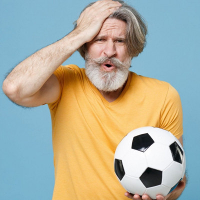 Γιατί οι πρώην ποδοσφαιριστές κινδυνεύουν από πρόωρη γήρανση