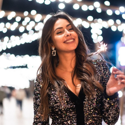 Sparking Christmas: Πώς θα δώσεις λάμψη και refreshing «νότες» στις φετινές γιορτές