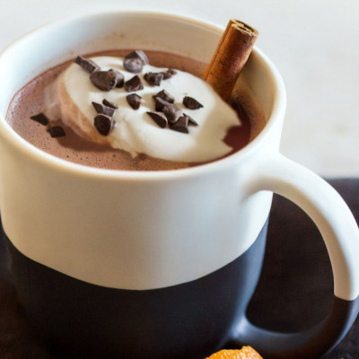 Κέικ κανέλας στο φλιτζάνι - Έτοιμο σε λίγα λεπτά