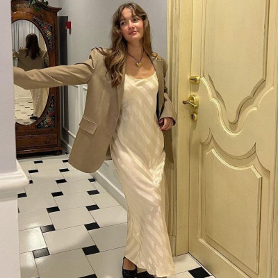 Τα 4 φορέματα που θέλεις για τα χειμερινά casual looks