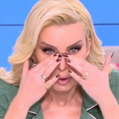 Τα κλάματα της Καινούργιου on air και το παράπονο