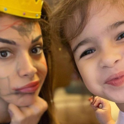 Ελένη Χατζίδου: Οι φωτογραφίες της Μελίτας στο αεροπλάνο