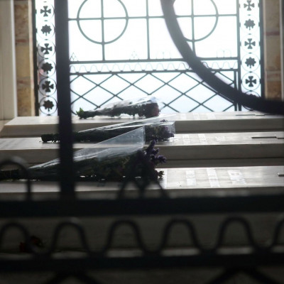 Πυρετός εργασιών στο Τατόι-Το σημείο όπου θα ταφεί ο τέως