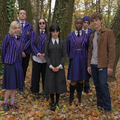 Μετά το σοκ της Jenna Ortega το Netflix ανακοίνωσε τη δεύτερη σεζόν του «Wednesday»