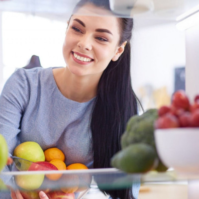 5 τροφές που πρέπει να υπάρχουν πάντα στο ψυγείο