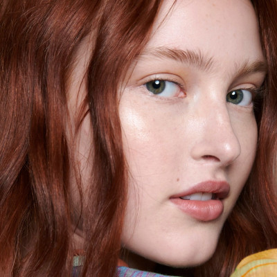 Ο μινιμαλισμός & ακόμη 2 skincare trends θα σε πορώσουν το 2023