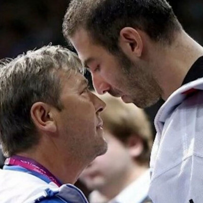 Νικολαΐδης: Συγκινεί η σύζυγός του για τον χαμό του προπονητή του