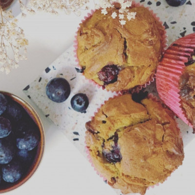 Muffins με blueberries και βρόμη – Χωρίς ζάχαρη, βούτυρο ή λάδι